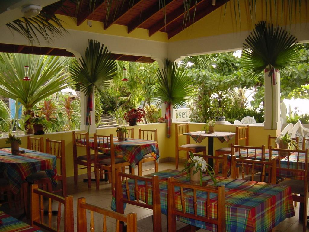 Sunset Bay Club & Seaside Dive Resort Salisbury Exterior foto